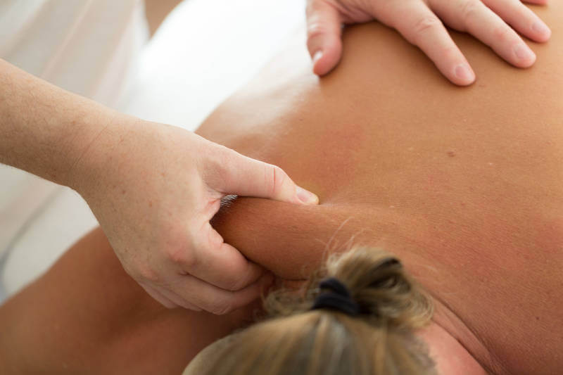 Tuina-Massage in Aktion 